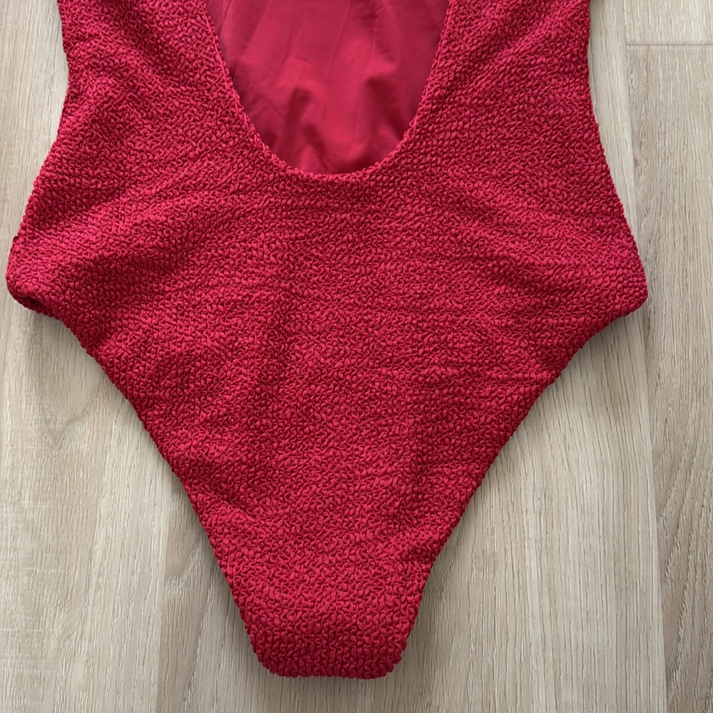 It’s Now Cool - NWOT The Backless One Piece Swim - Picture 10 of 12